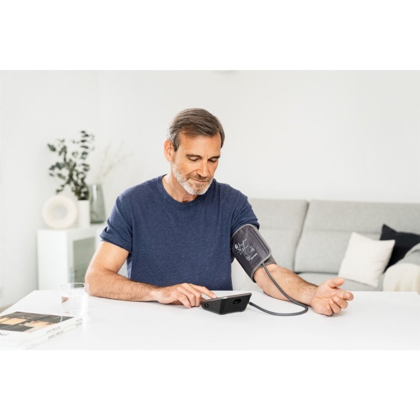 Ramenný tlakomer s detekciou AFib BEURER BM 64