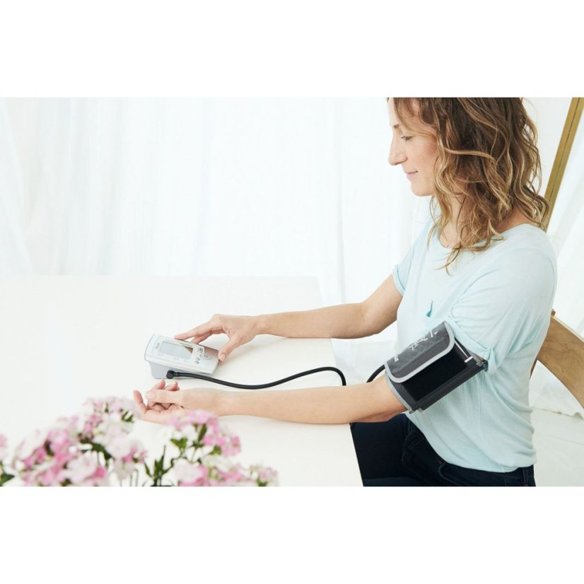 Tlakomer BEURER BM 35