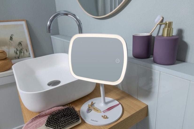 Zrkadlo kozmetické BEURER BS 47 s osvetlením