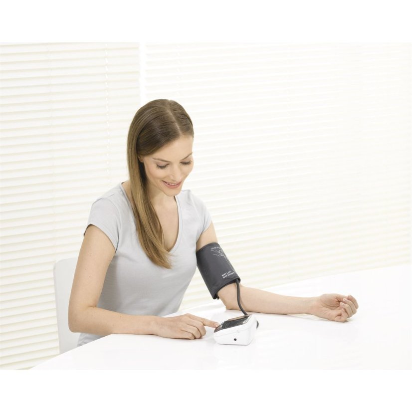 Ramenný tlakomer BEURER BM 40 s napájacím adaptérom